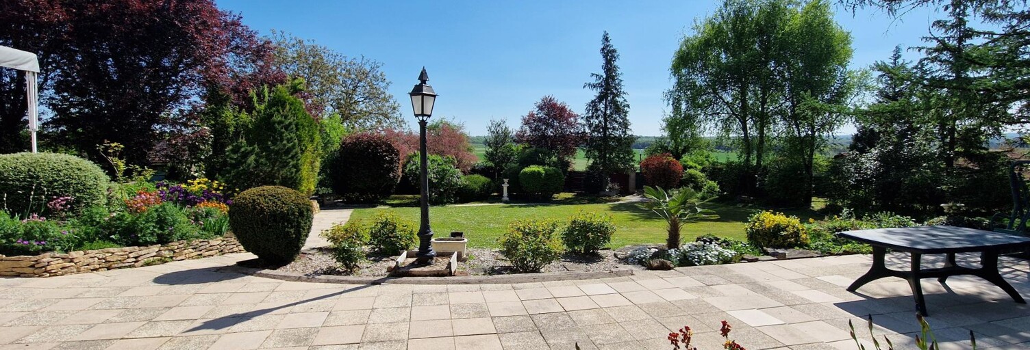 Maison 5 Pièces 214 m² à vendre à Villey-Saint-Étienne (54200)