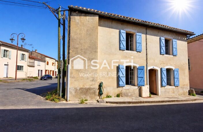 BATISSE A RENOVER DE 460 M2 AU CENTRE VILLAGE — photo 2