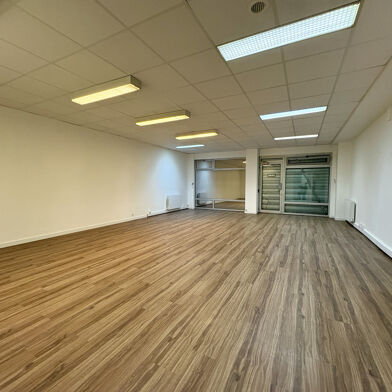 Divers 4 pièces 330000 €