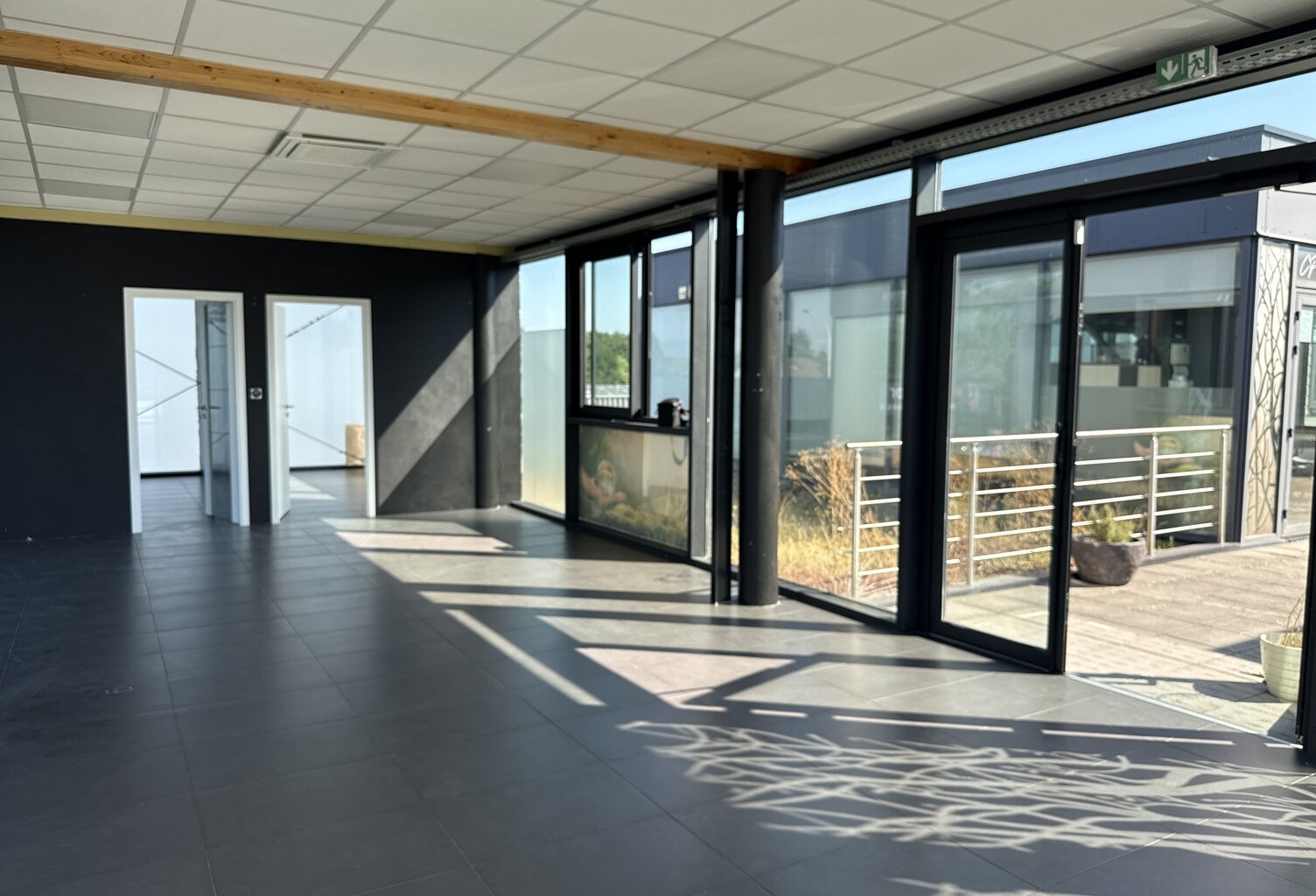 Vente commerce  68 m² Rixheim (68170) — photo 1