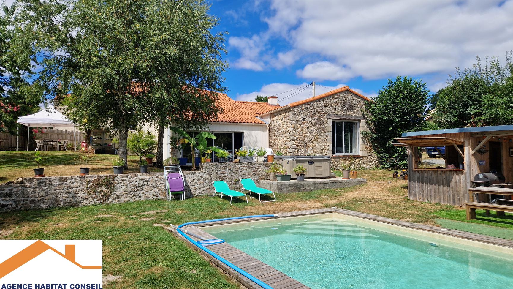 Maison 164m² — Les Lucs-sur-Boulogne