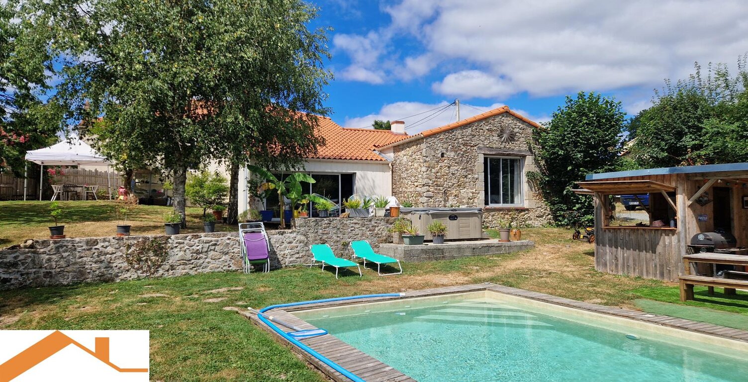 Vente maison 5 pièces 164 m² Les Lucs-sur-Boulogne (85170) — photo 1