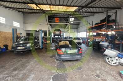 Commerce  116600 €