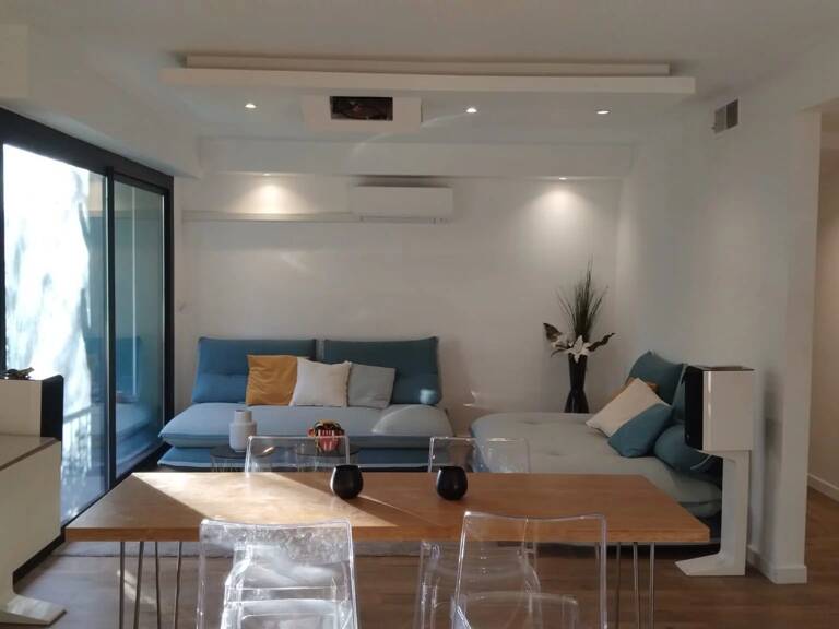 T3 ATYPIQUE DE 73 M² EN REZ-DE-CHAUSSÉE SURÉLEVÉ – EXPOSITION PLEIN SUD – CADRE VERDOYANT ET INTIMISTE – SECTEUR MONTOLIVET / PETIT BOSQUET — photo 1