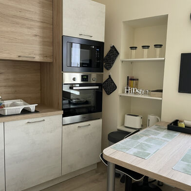 Appartement 1 pièces 350 €