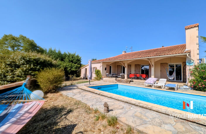 VILLA PLAIN PIED PISCINE STUDIO TERRAIN 4000 M2 — photo 2