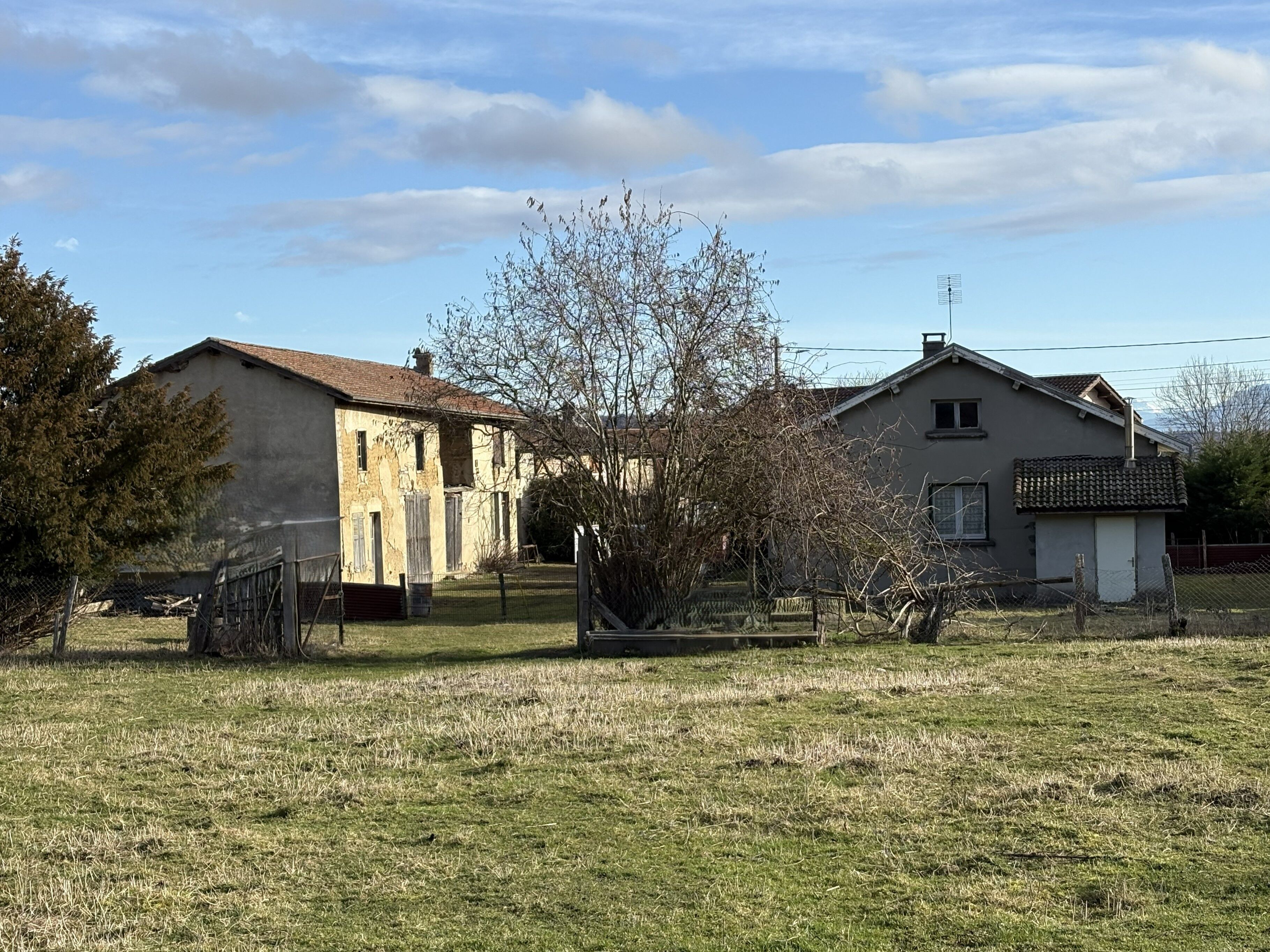 Villa / Maison  T5 à vendre Sérézin-de-la-Tour 38300