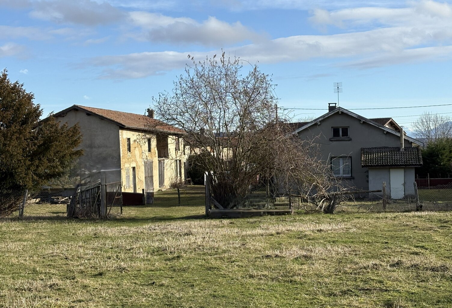 Vente maison 5 pièces 90 m² Sérézin-de-la-Tour (38300) — photo 1