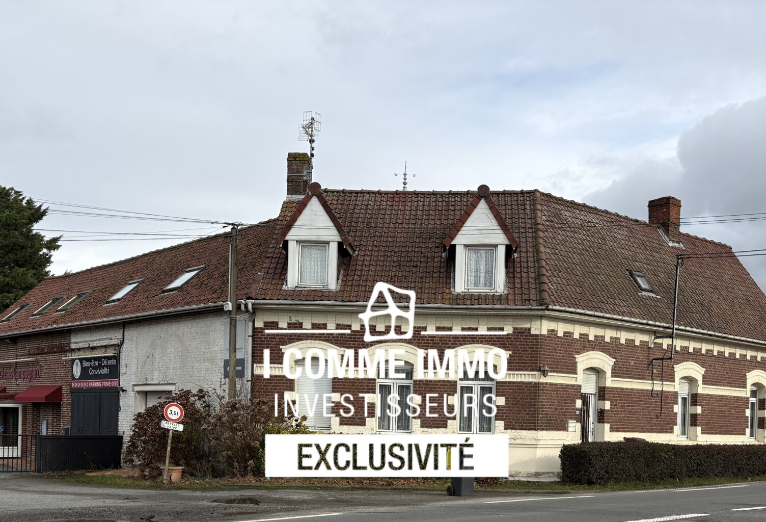 Immeuble de rapport vendu loué — photo 1