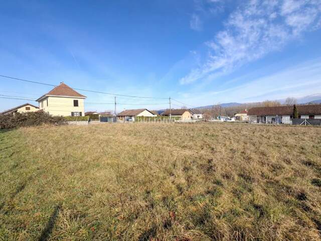 Terrain 442 m² - VEYRINS-THUELLIN — photo du bien