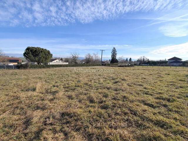 Terrain 463 m² - VEYRINS-THUELLIN — photo du bien