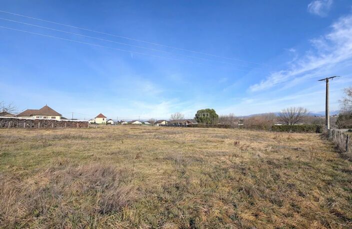 Terrain 647 m² - VEYRINS-THUELLIN — photo 2