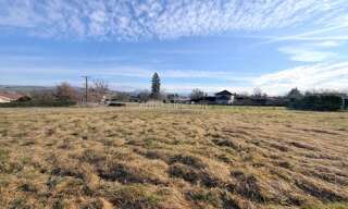 Terrain  646 m² à vendre à Les Avenières Veyrins-Thuellin (38630)