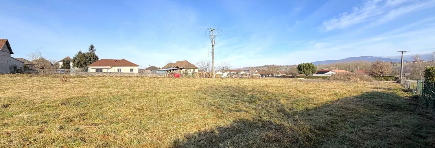 Terrain  645 m² à vendre à Les Avenières Veyrins-Thuellin (38630)