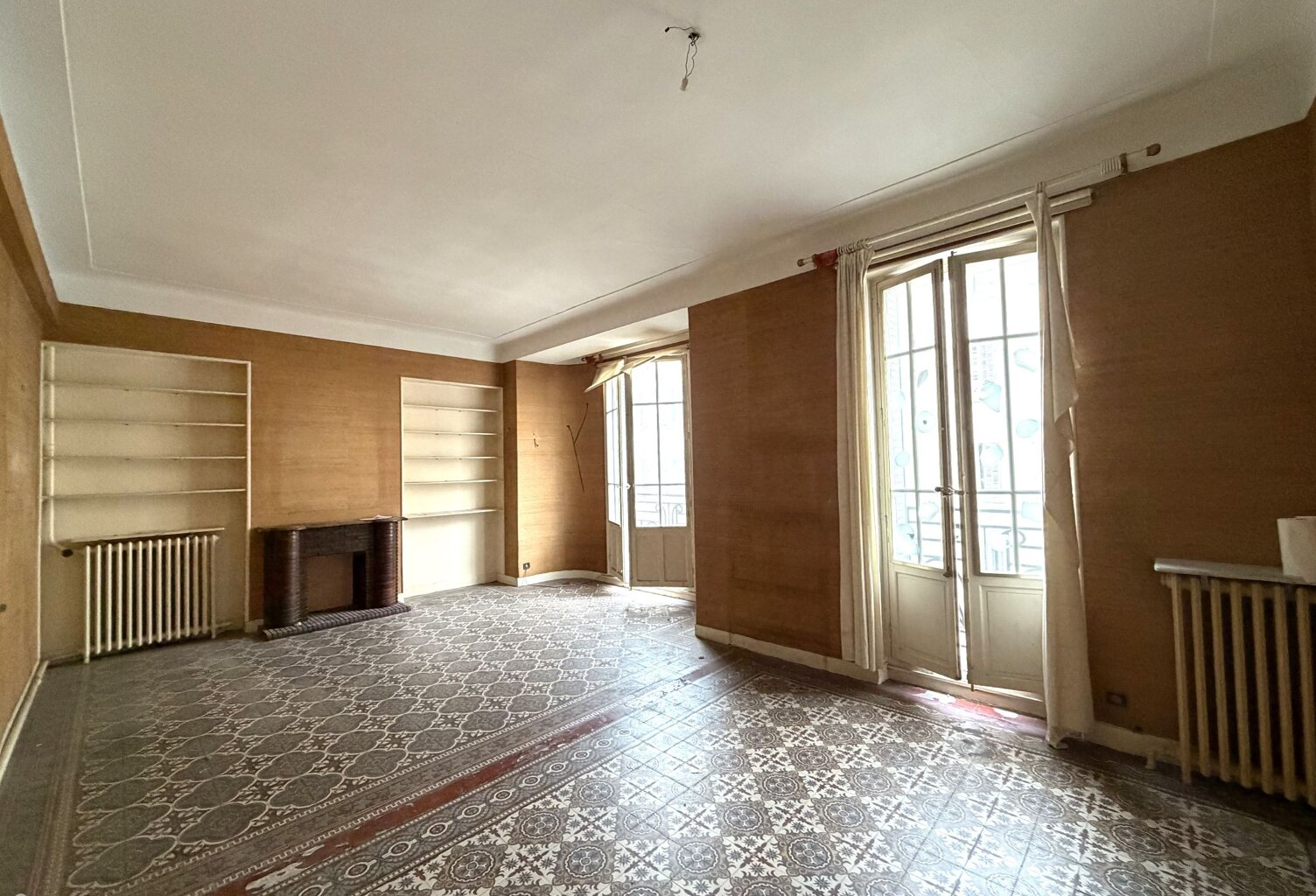 Vente appartement 3 pièces 84 m² Marseille 4 (13004) — photo 1