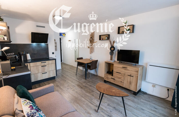 Studio 25M² Entièrement Rénové Vendu Meublé Idéalement situé Plage Centre Ville — photo 2