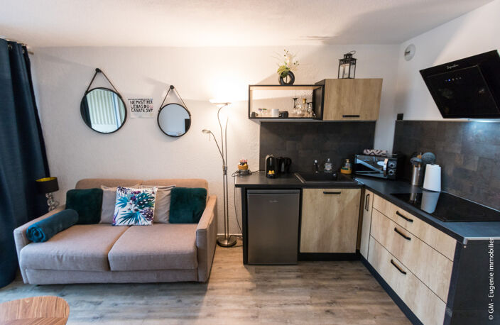 Studio 25M² Entièrement Rénové Vendu Meublé Idéalement situé Plage Centre Ville — photo 5