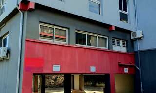 Immeuble  878 m² à vendre à Saint-Pierre (97410)