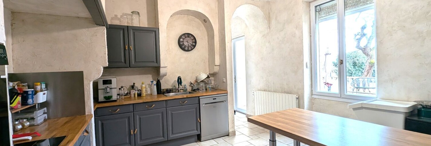 Maison 8 Pièces 310 m² à vendre à Saint-Léger-sur-Roanne (42155)