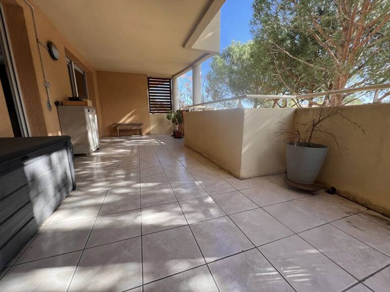À vendre – Appartement T2 avec grande terrasse – Ascenseur - Les Bouisses — photo 1