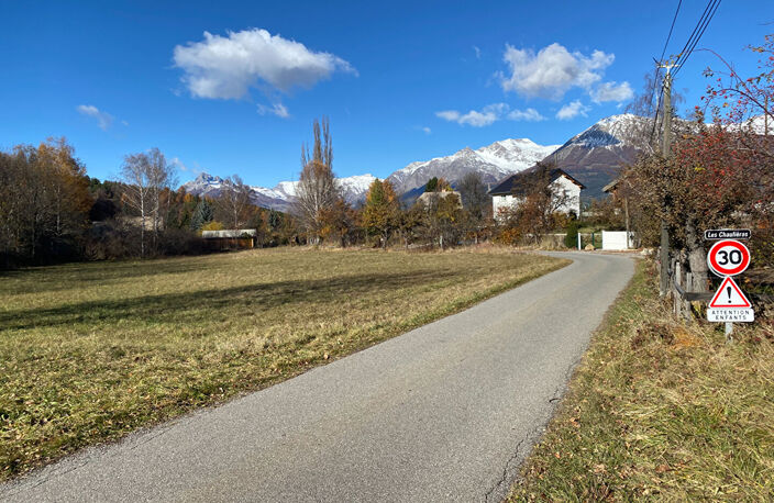 Terrain Crots 1045 m2 — photo 4