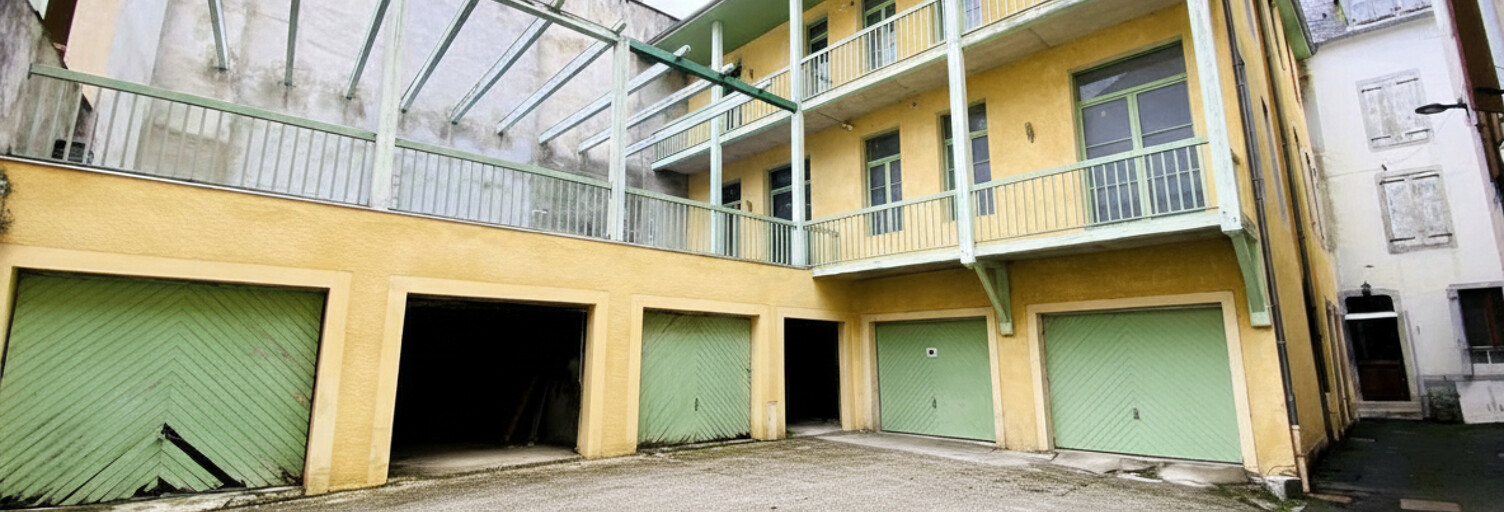 Immeuble  530 m² à vendre à Bagnères-de-Bigorre (65200)