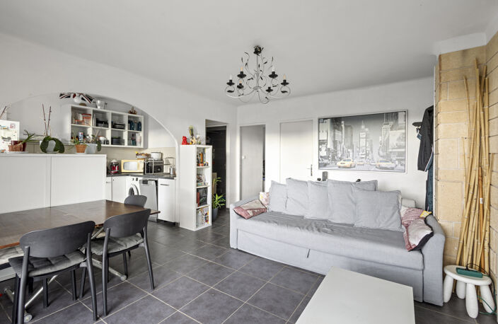 Parc St Giniez/ Av de Mazargues: T4 67 m2 hab Lc avec Balcon — photo 3