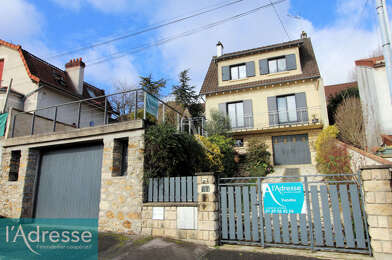 Maison 5 pièces 337600 €