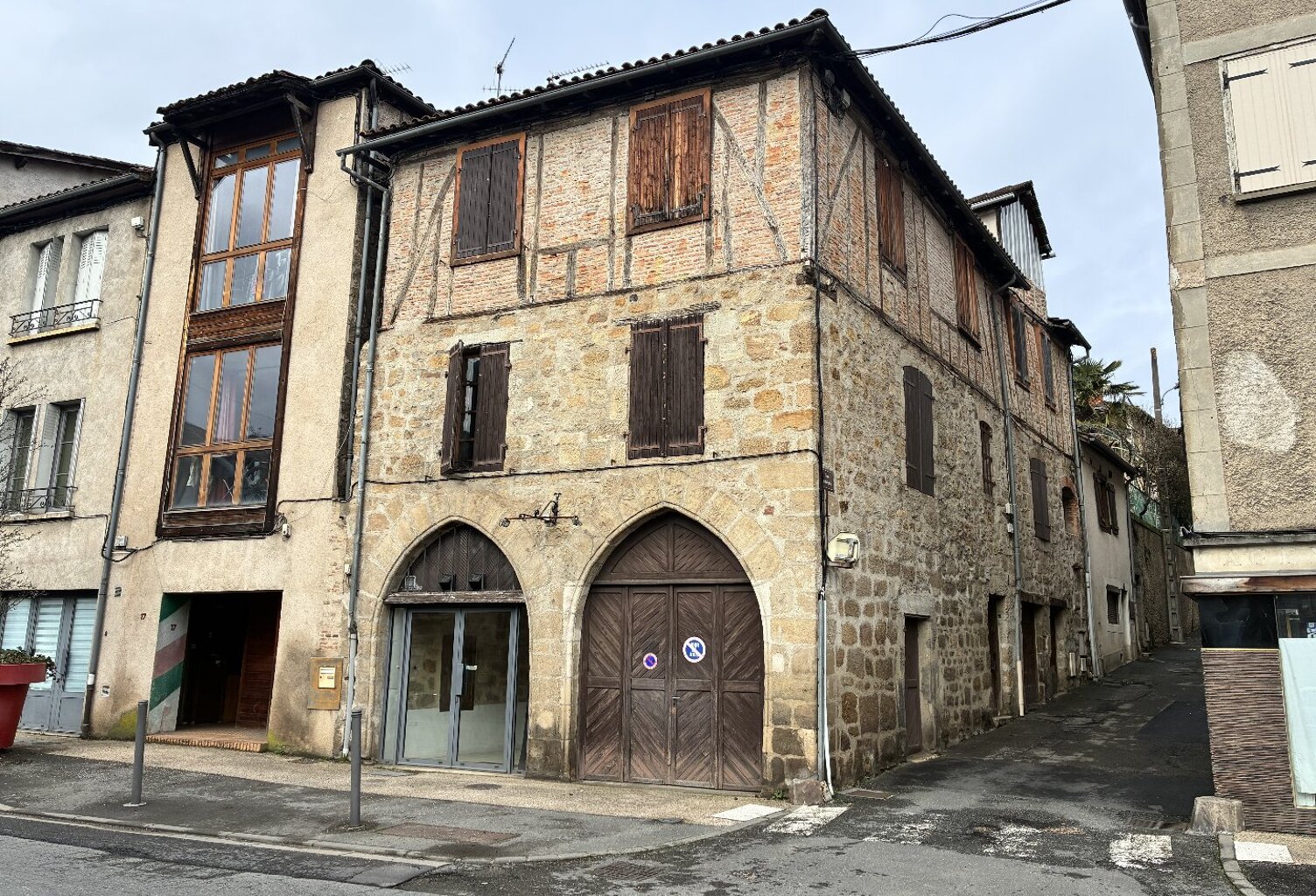 Immeuble à rénover — photo 1