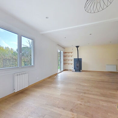 Maison 3 pièces 275600 €