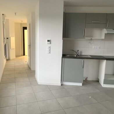 Appartement 2 pièces 816 €
