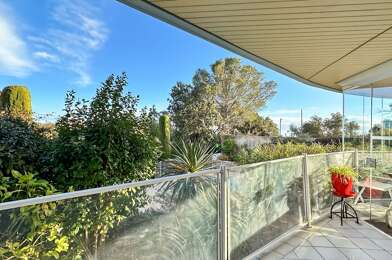 Appartement  649000 €