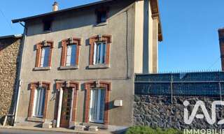 Maison 5 Pièces 126 m² à vendre à Saint-Sauveur-en-Rue (42220)