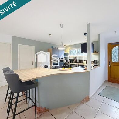 Maison 5 pièces 245000 €