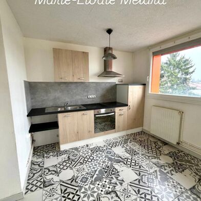 Appartement 5 pièces 74000 €