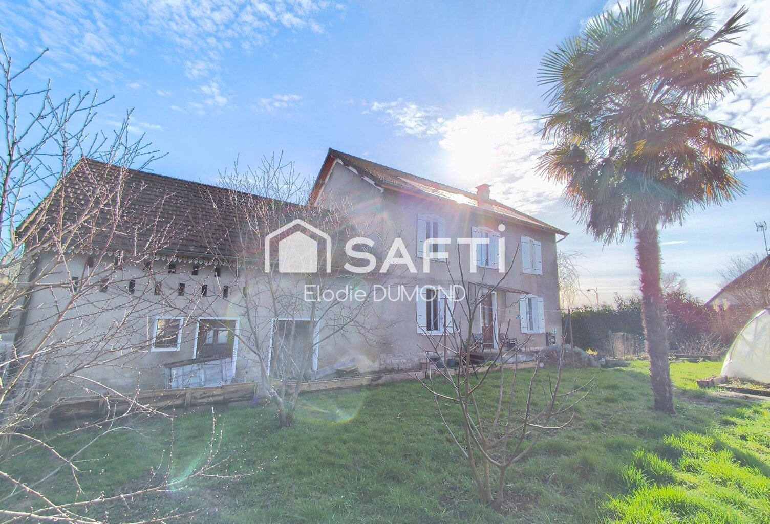 Ancienne maison bourgeoise de 1924 d'une surface habitable de 175 m2 sur terrain clos et arboré de 893 m2 — photo 1