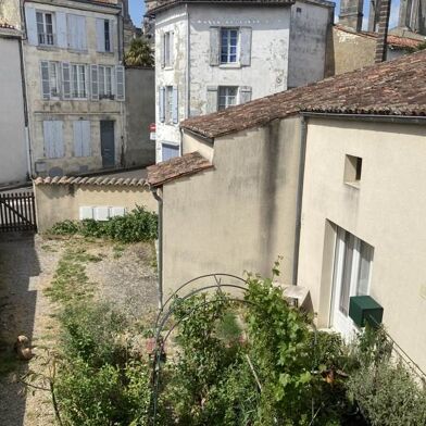 Immeuble  195550 €