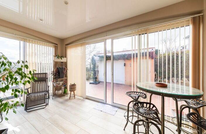 Contemporaine de 6 pièces principales — photo 3
