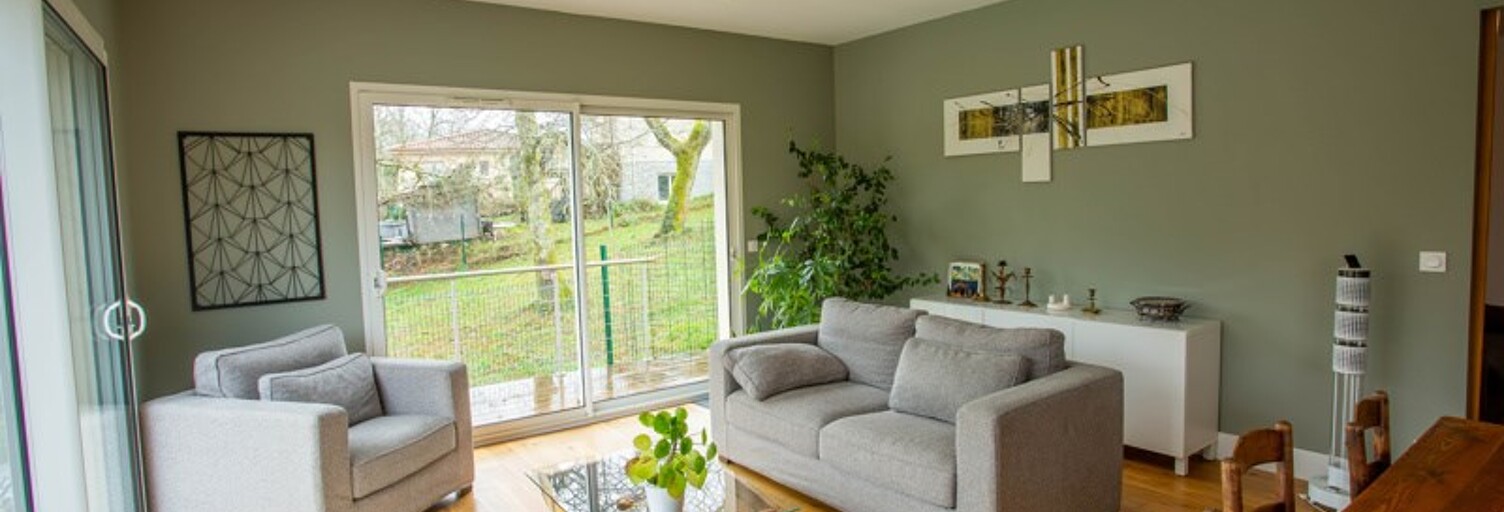 Maison 5 Pièces 134 m² à vendre à Saint-Caprais-de-Bordeaux (33880)