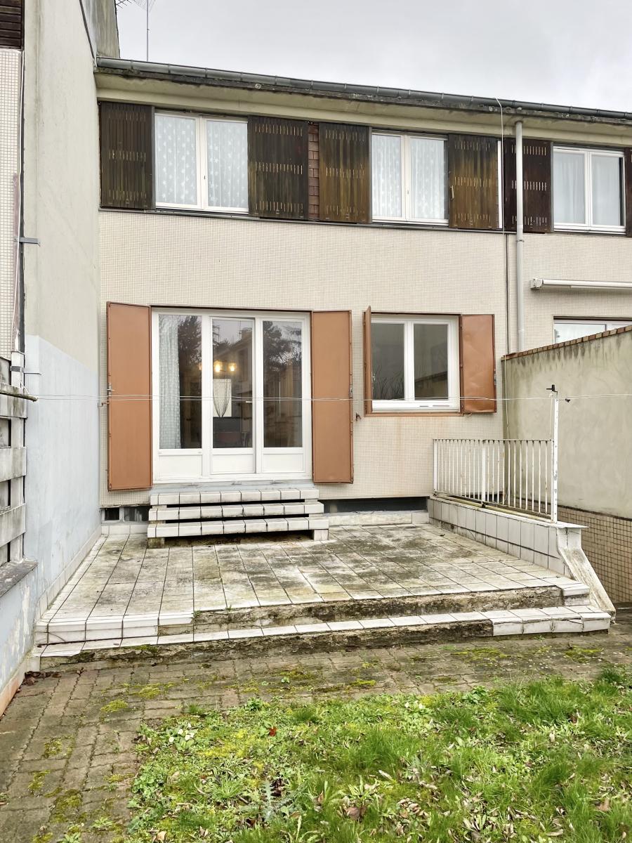 Villa / Maison  T5 à vendre Reims 51100