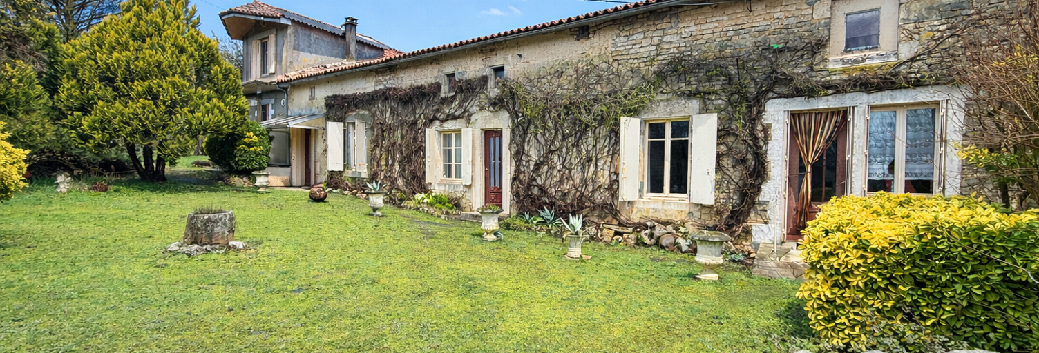 Maison 8 Pièces 151 m² à vendre à Villiers-le-Roux (16240)