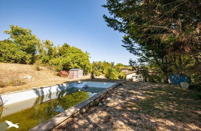 Maison en pierre de 6 pièces principales — photo 3