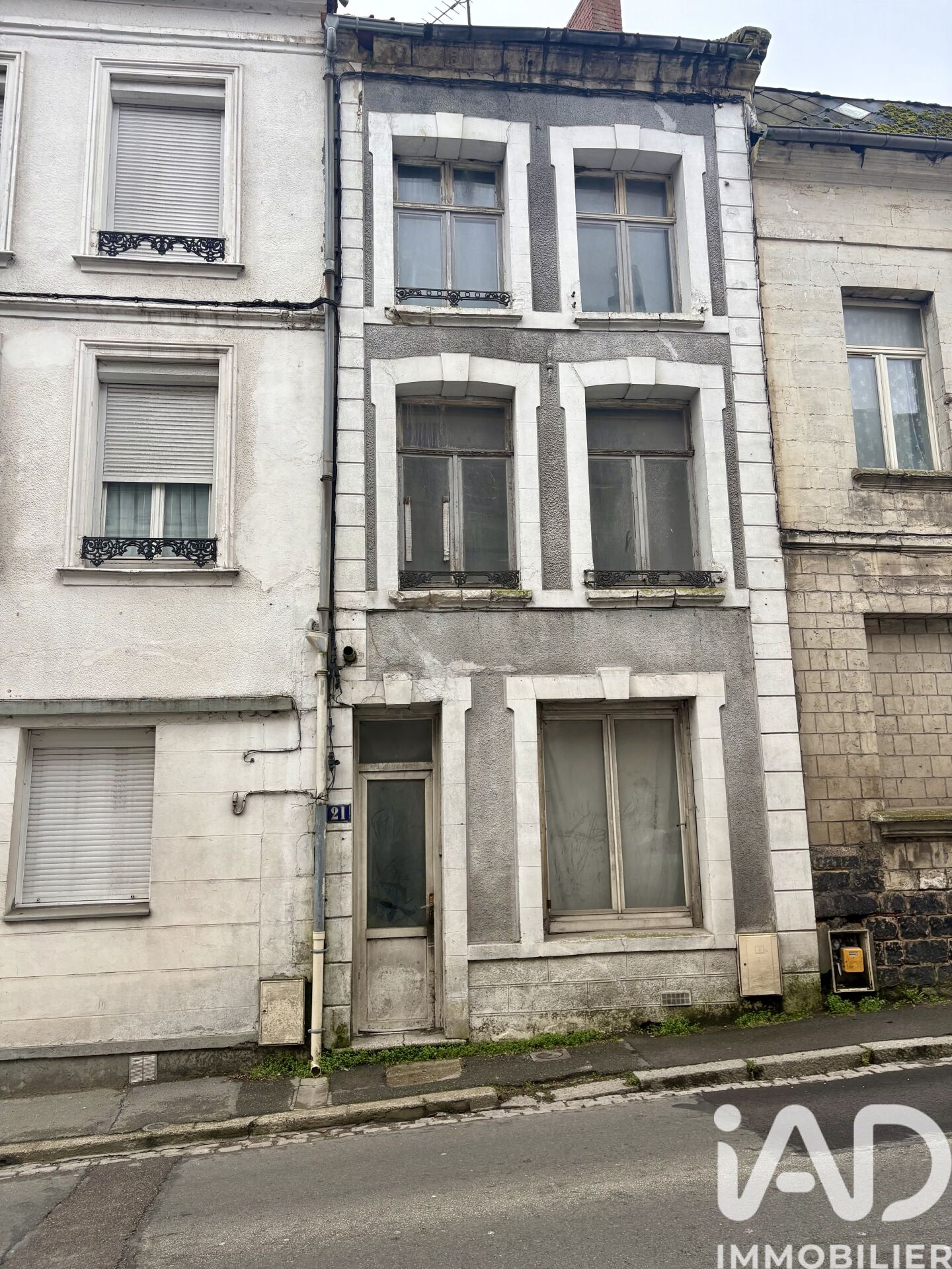 St-Pol-Sur-Ternoise - 73m² - 5p. - 2ch.