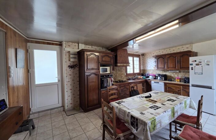 Exclusivité – Corps de ferme 168 m² – Crécy-sur-Serre — photo 2