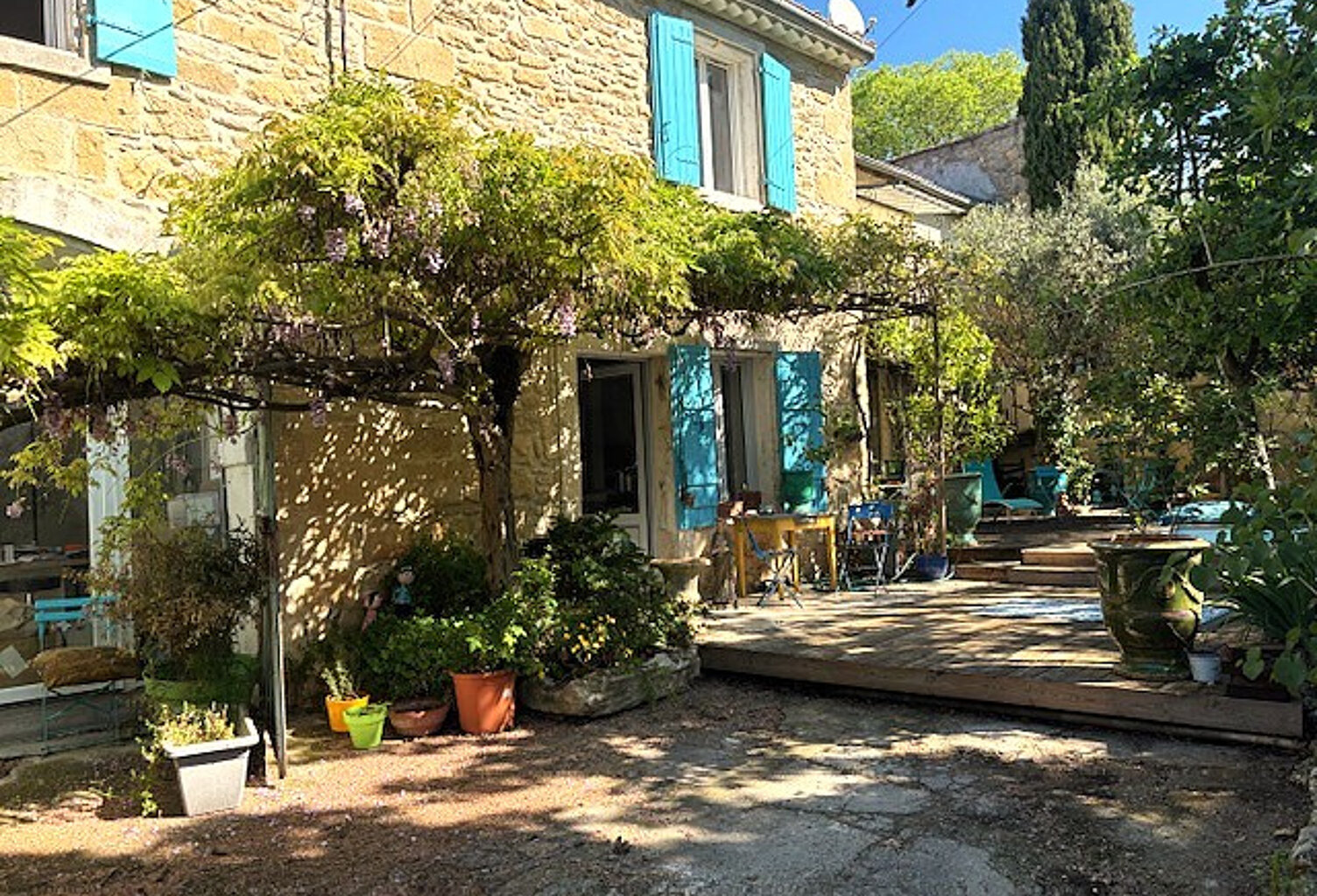 AUJARGUES MAISON 185 M2 T6 — photo 1