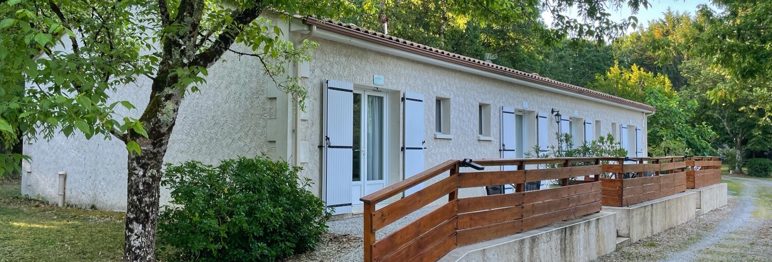 Immeuble  440 m² à vendre à Dirac (16410)