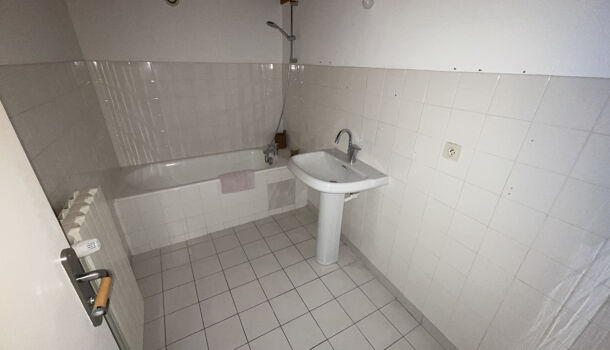 Appartement 3 pièces  à louer Aubenas 07200