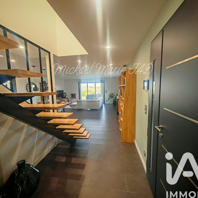 Maison 5 pièces 385000 €