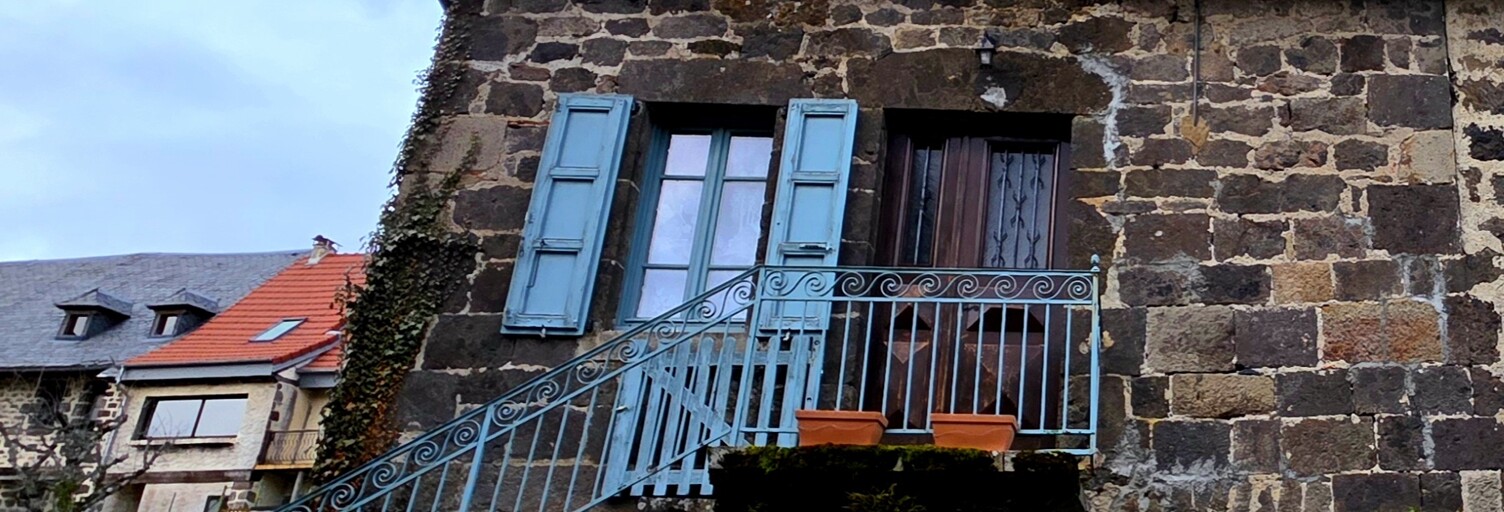 Maison 4 Pièces 87 m² à vendre à Saint-Cirgues-de-Jordanne (15590)