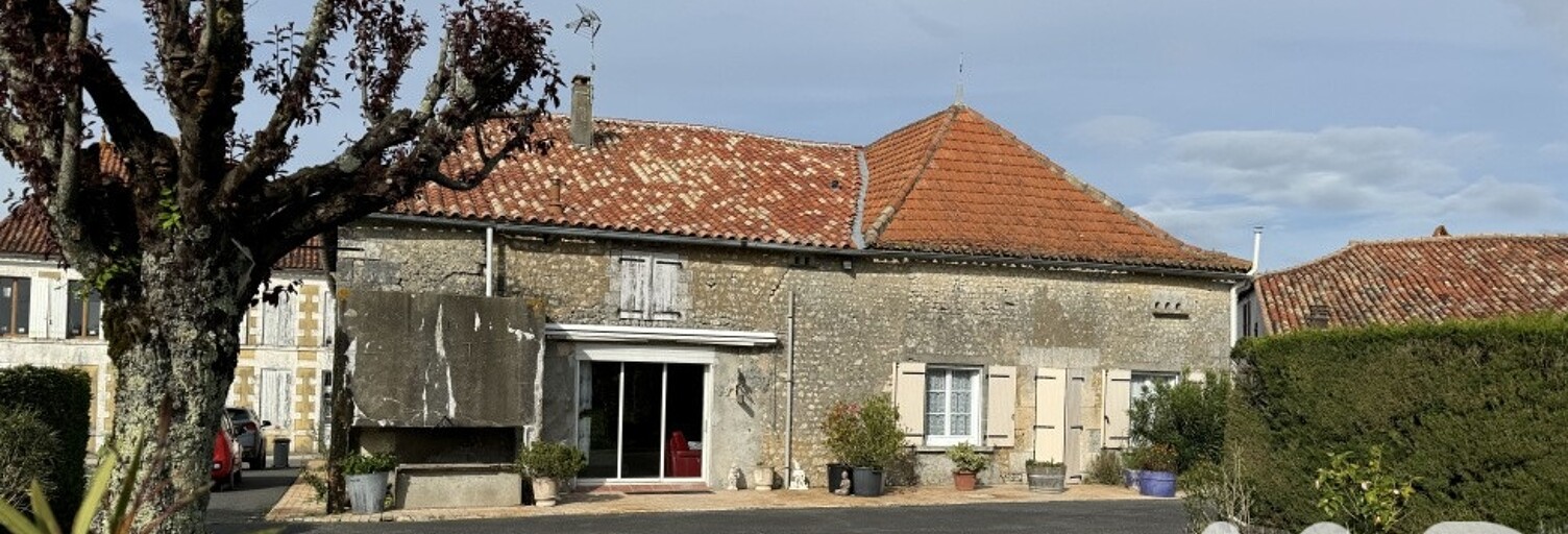 Maison 8 Pièces 207 m² à vendre à Berneuil (16480)